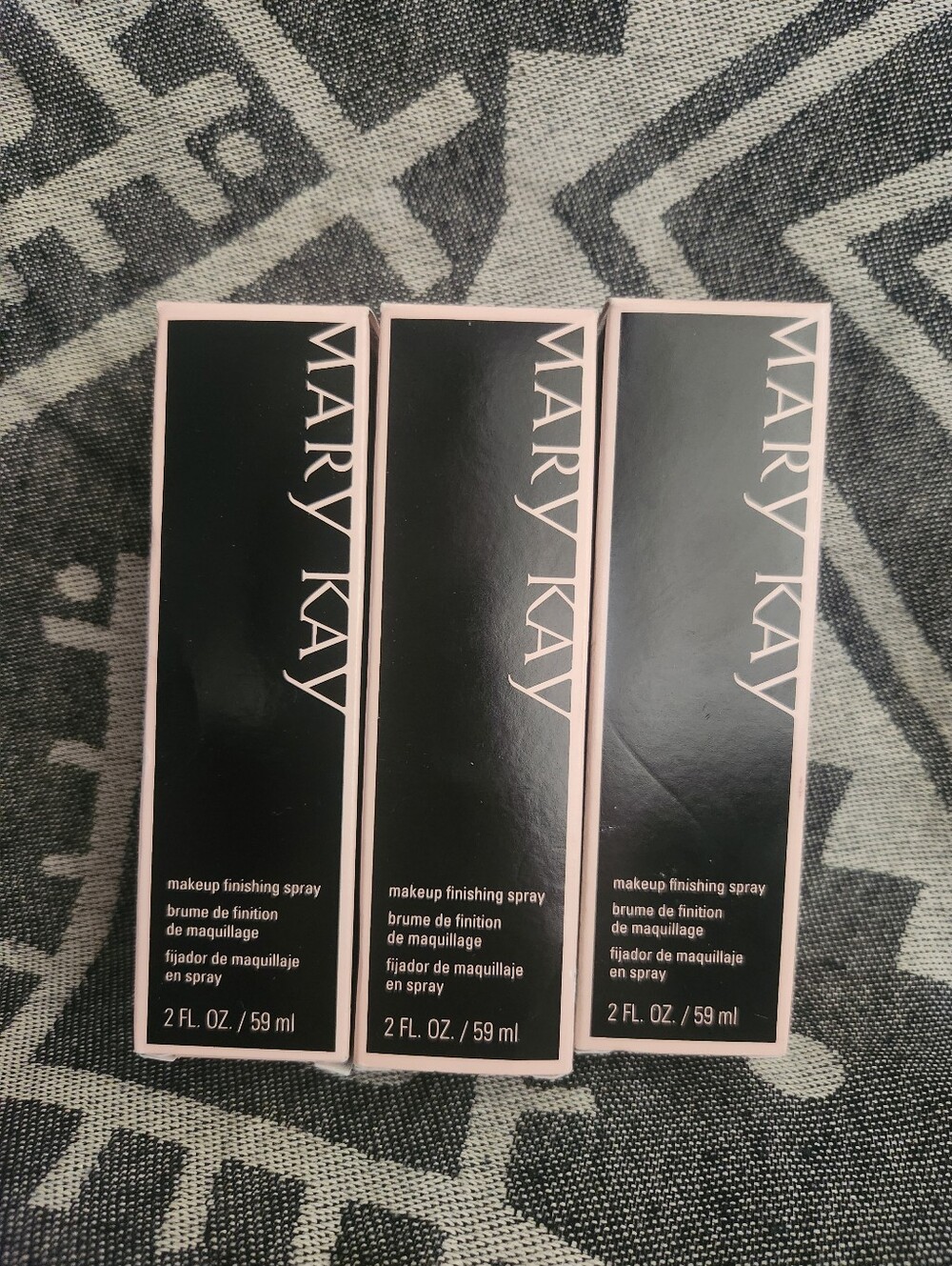 Lot Of 3 Mary Kay Makeup Finishing Spray 2 oz Skindinavia Setting 152557 Oilfree